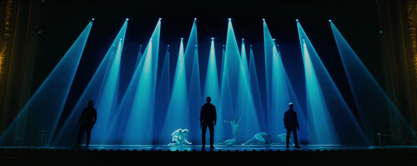 Des silhouettes menacantes