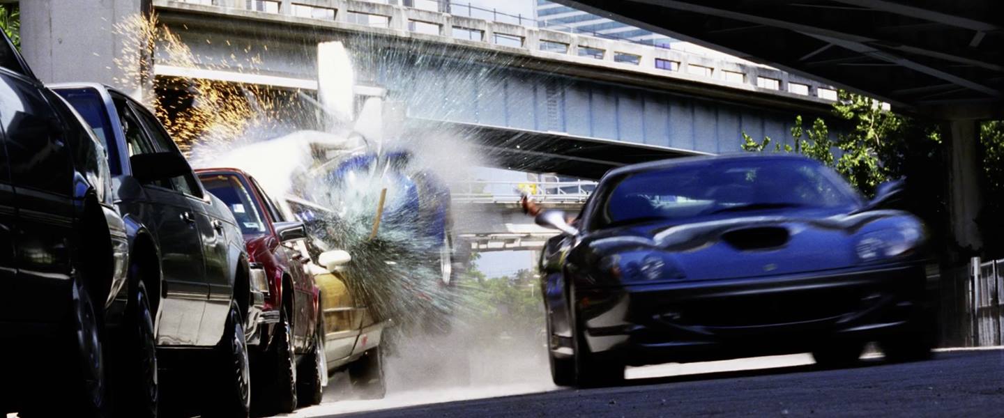 cascade en pleine poursuite en voiture