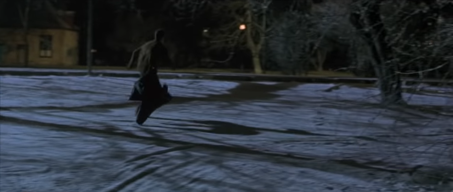 plan sur les policiers qui arrivent