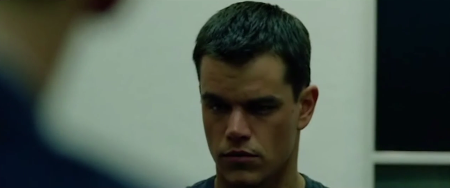 plan sur les policiers qui arrivent