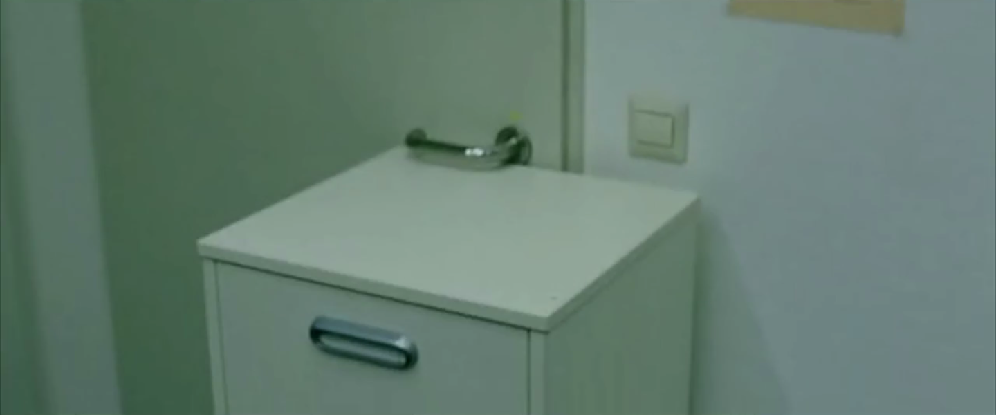 plan sur les policiers qui arrivent