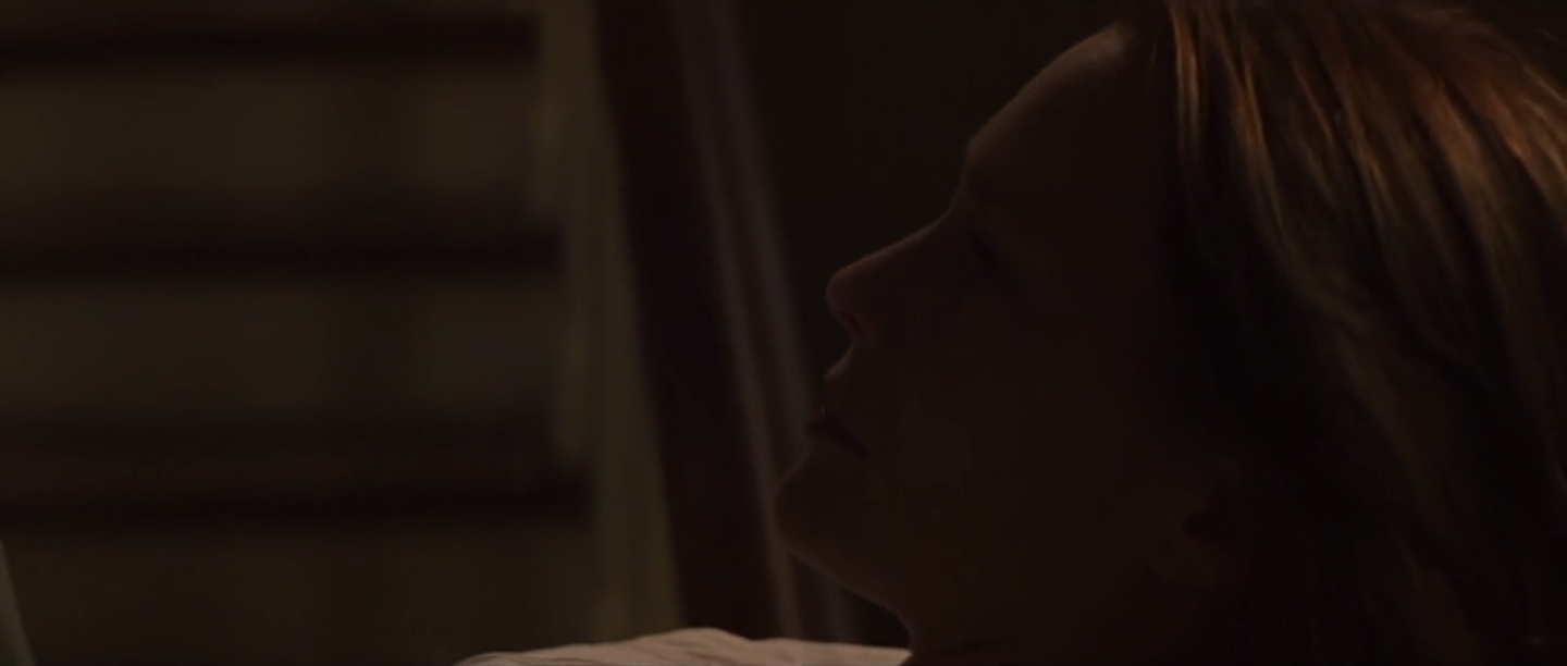 Audrey regarde David